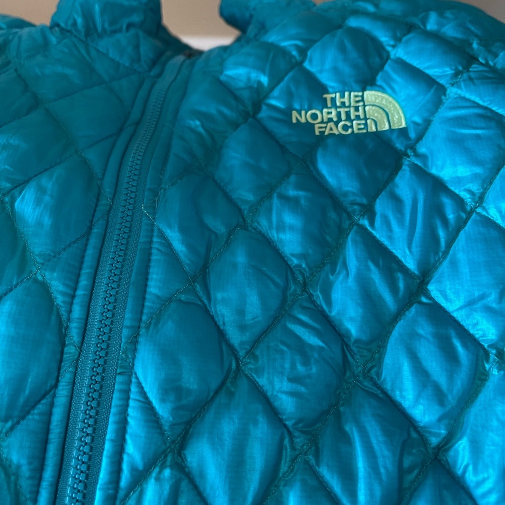 The North Face Women's Aqua Quilted Bomber Jacket